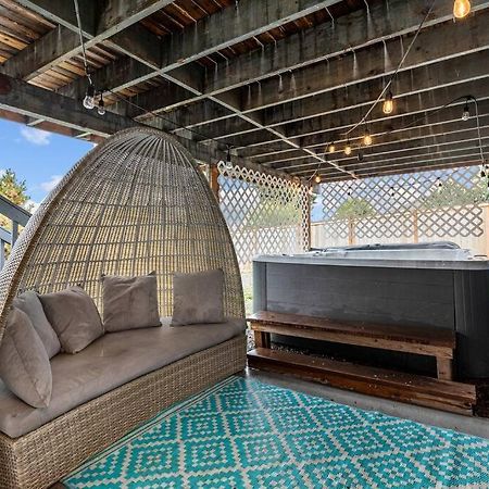 Pacific Nw Gem W/Hot-Tub 15 Minutes Airport. Apartment Обърн Екстериор снимка