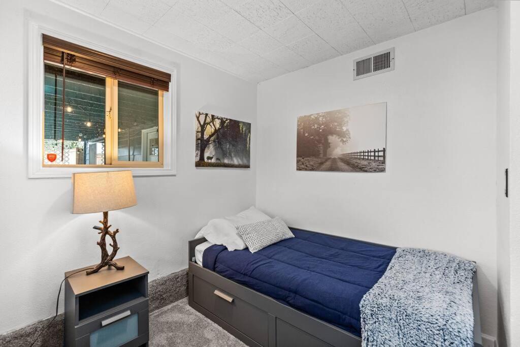 Pacific Nw Gem W/Hot-Tub 15 Minutes Airport. Apartment Обърн Екстериор снимка